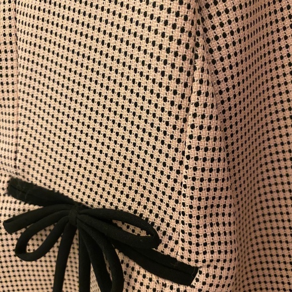 SOLD Vintage Pink Dotted Cropped Blazer - Size 12 - Picture 4 of 5